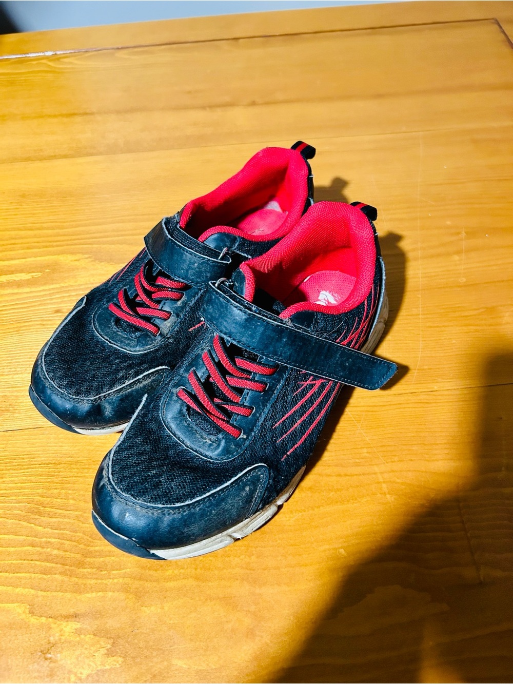 George Black and Red Kids Sneaker with Hook-and-Loop Strap